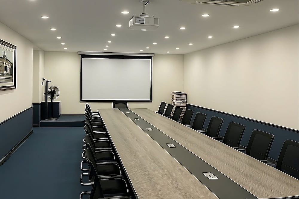 חדר ישיבות