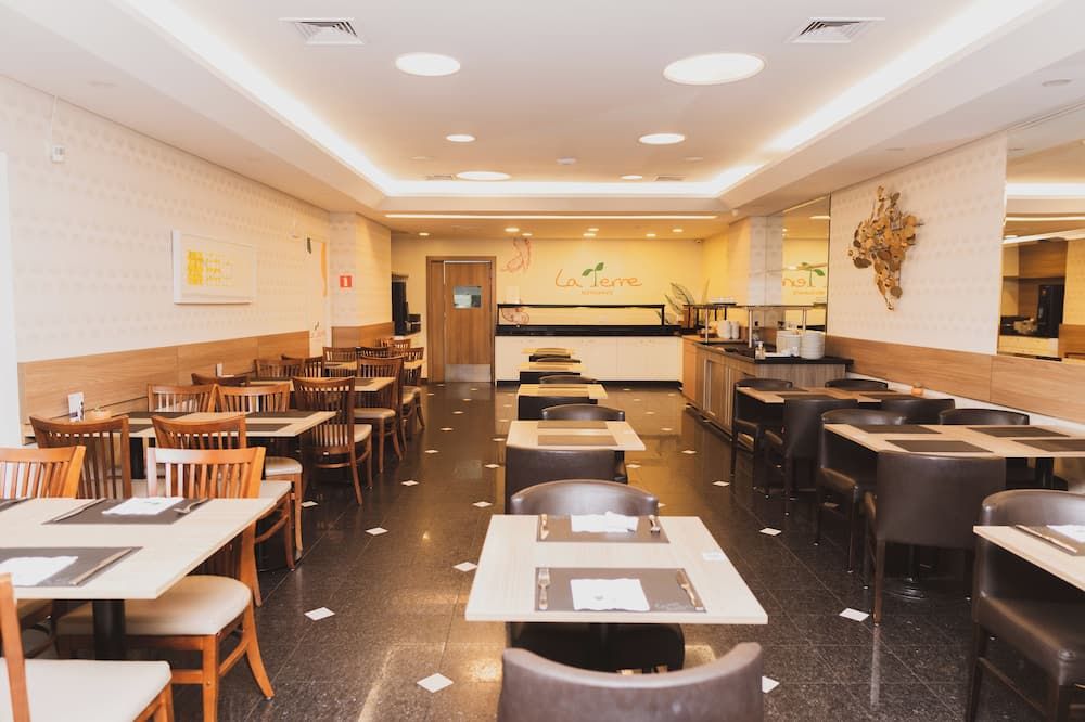 מסעדה תמונה