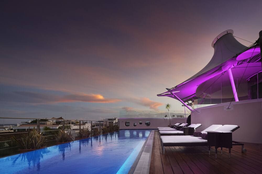 בריכה תמונה