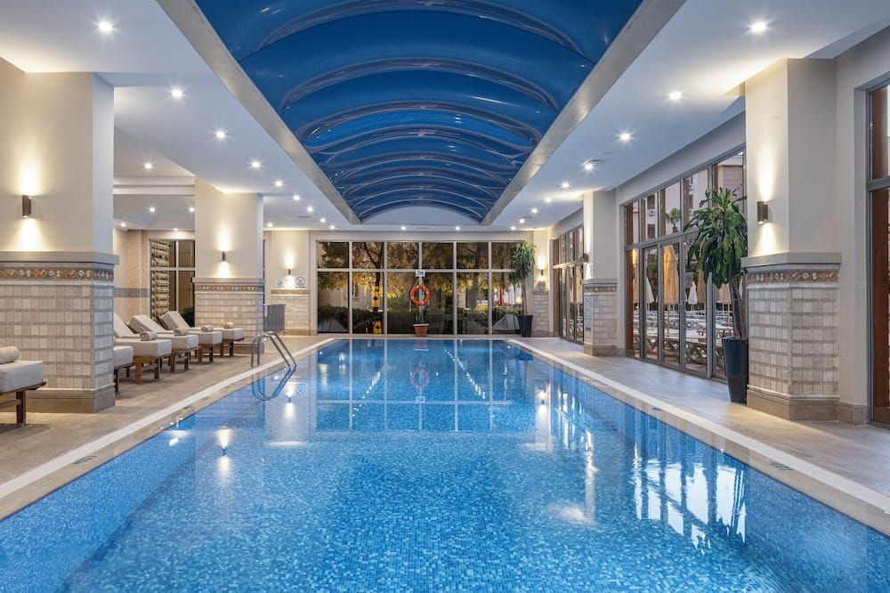 בריכה תמונה