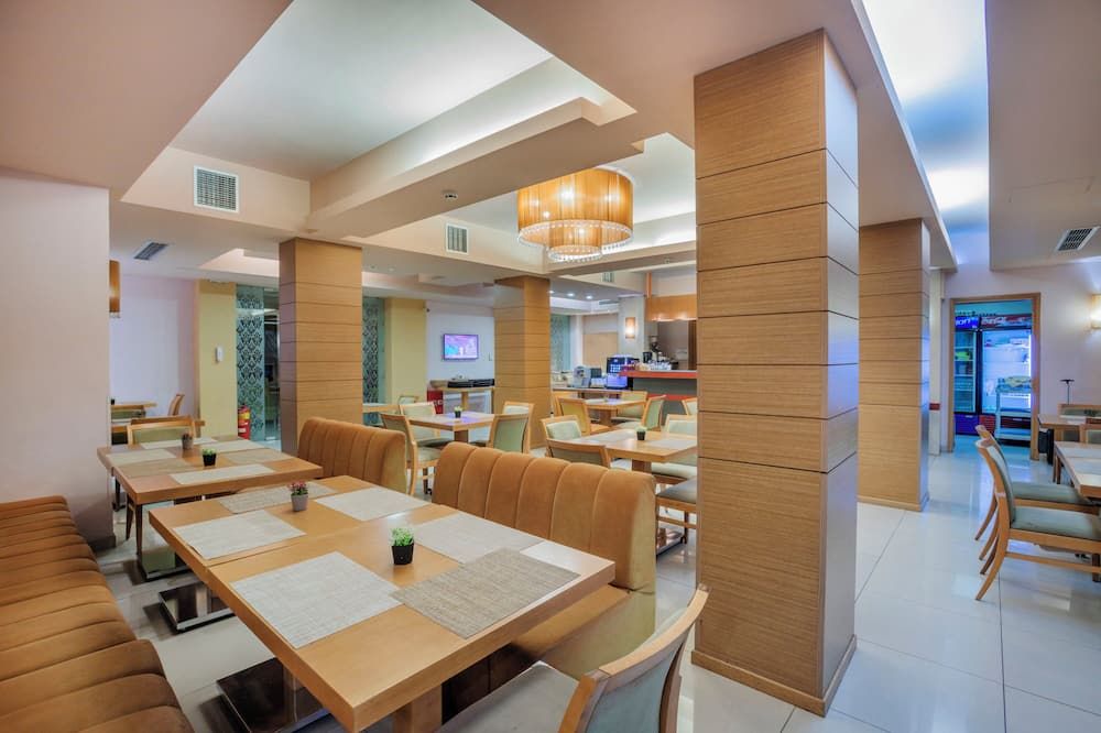 מסעדה תמונה