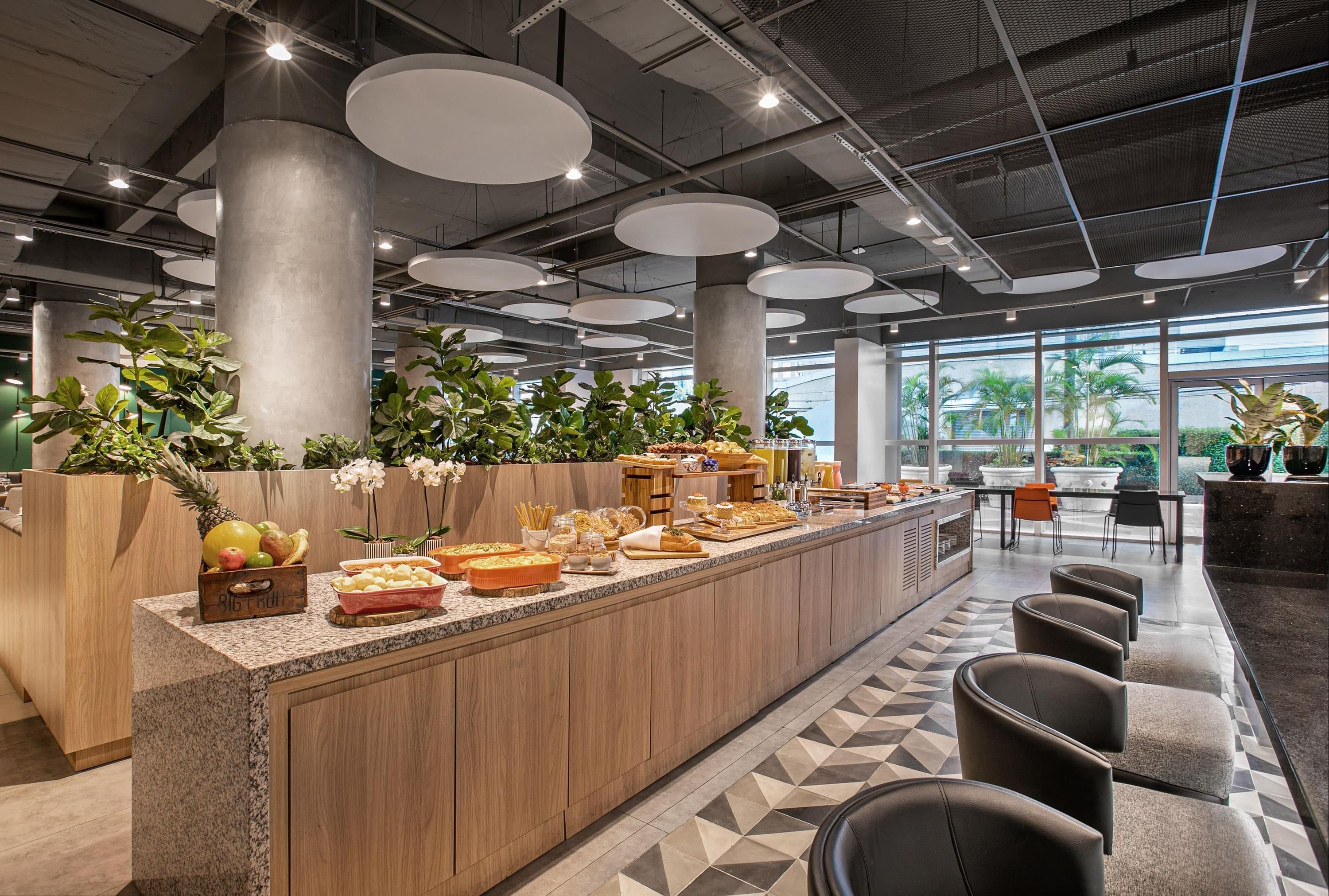 מסעדה תמונה