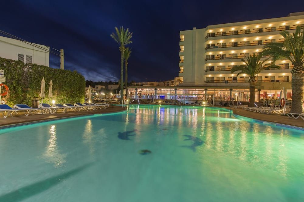 בריכה תמונה