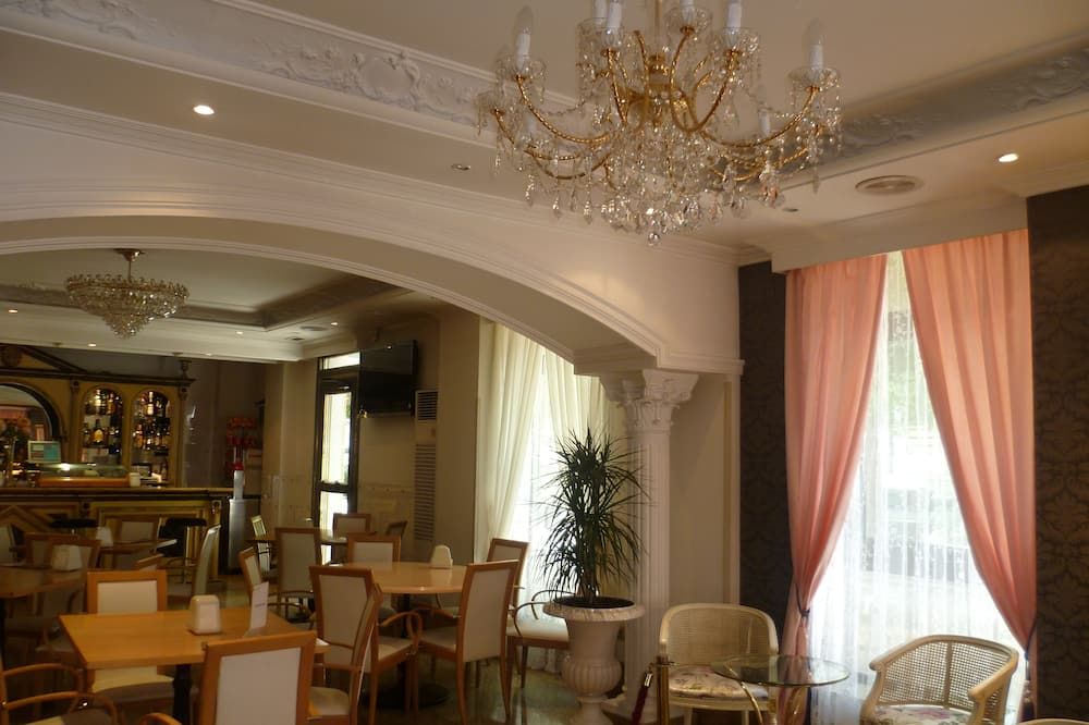 מסעדה תמונה