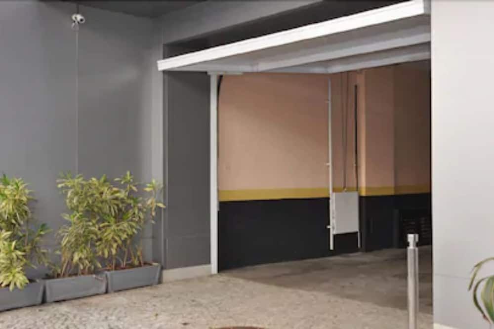 אחר