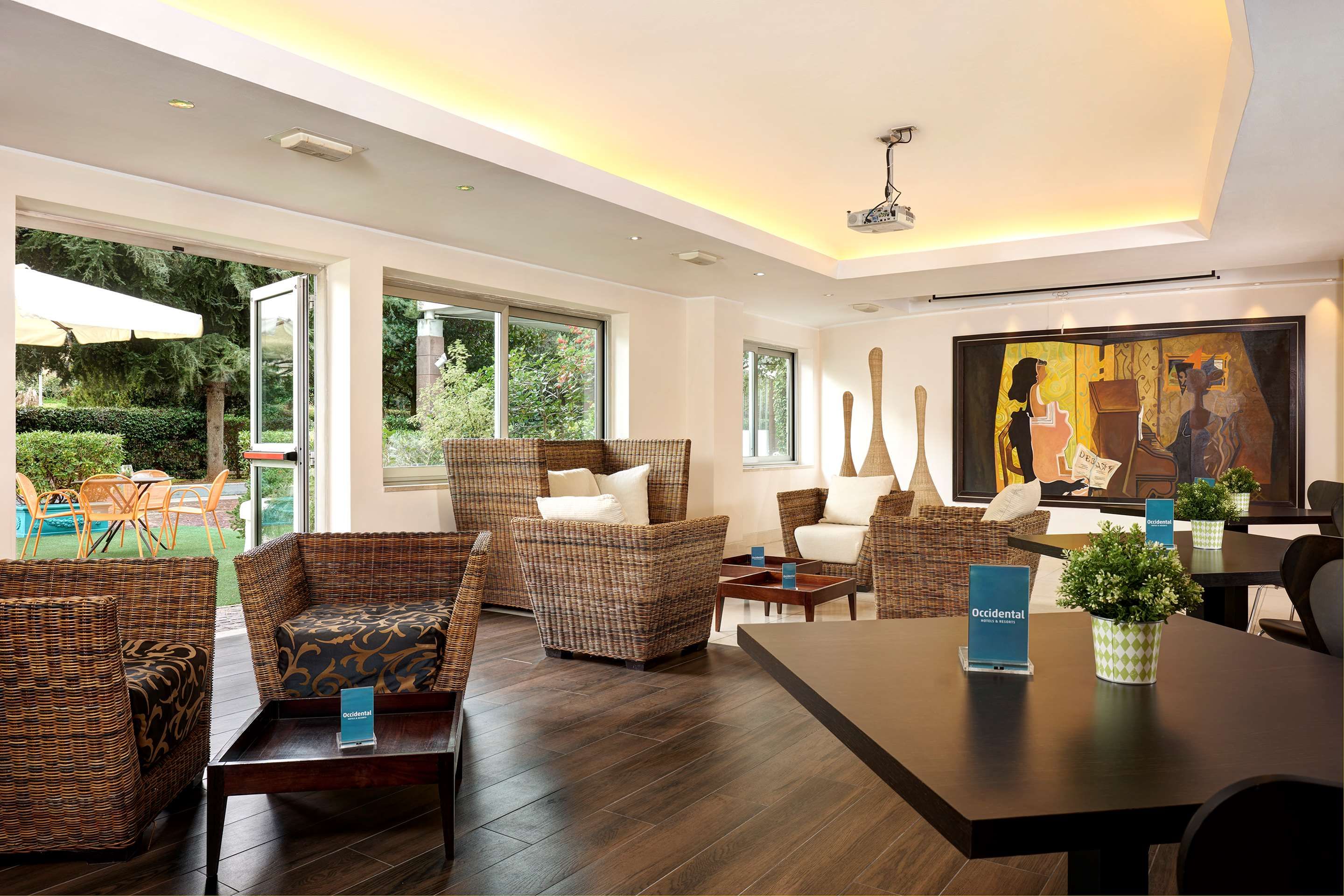 בר