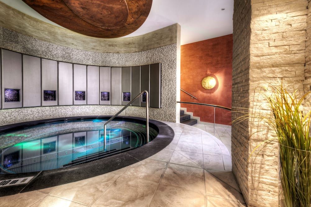 בריכה תמונה