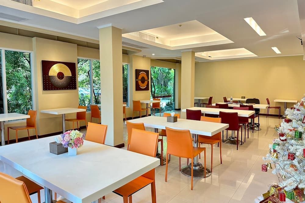 מסעדה תמונה