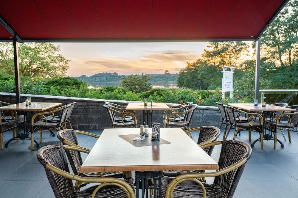 מסעדה תמונה