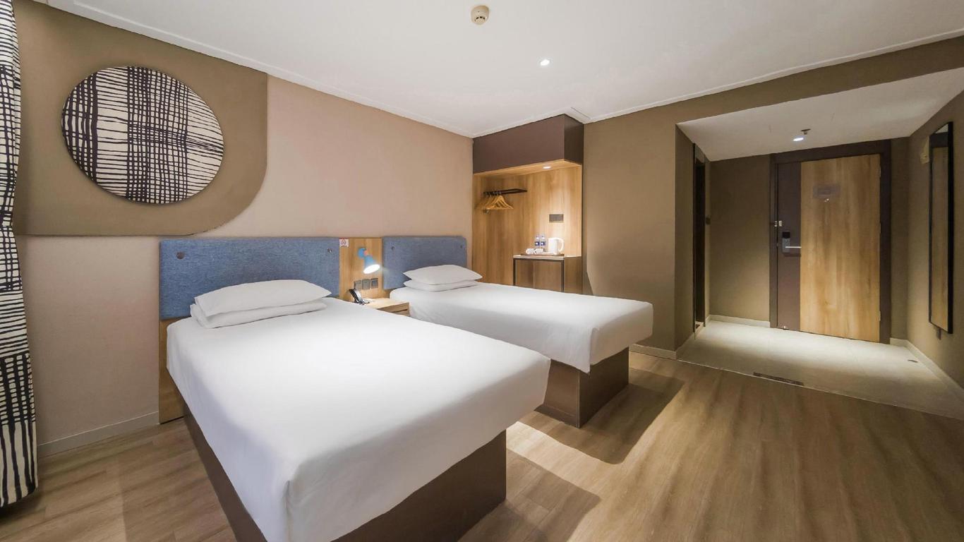 Homeinn·neo(Shenyang Tiexi Square Glide Shengjing Hospital Xinghua Metro Station)