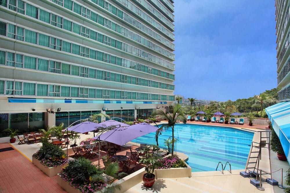 בריכה תמונה