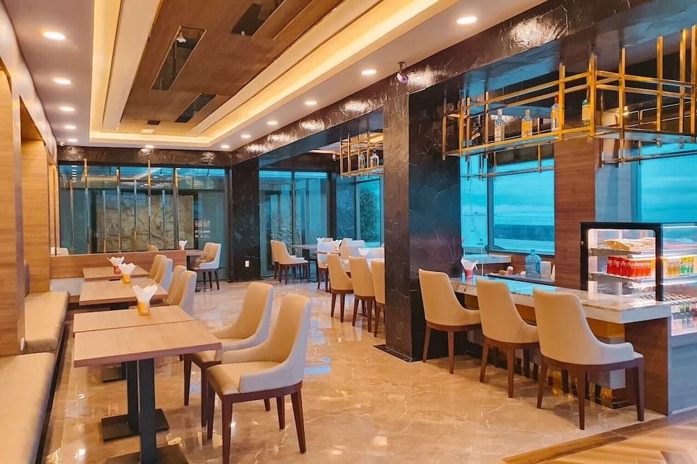 מסעדה תמונה