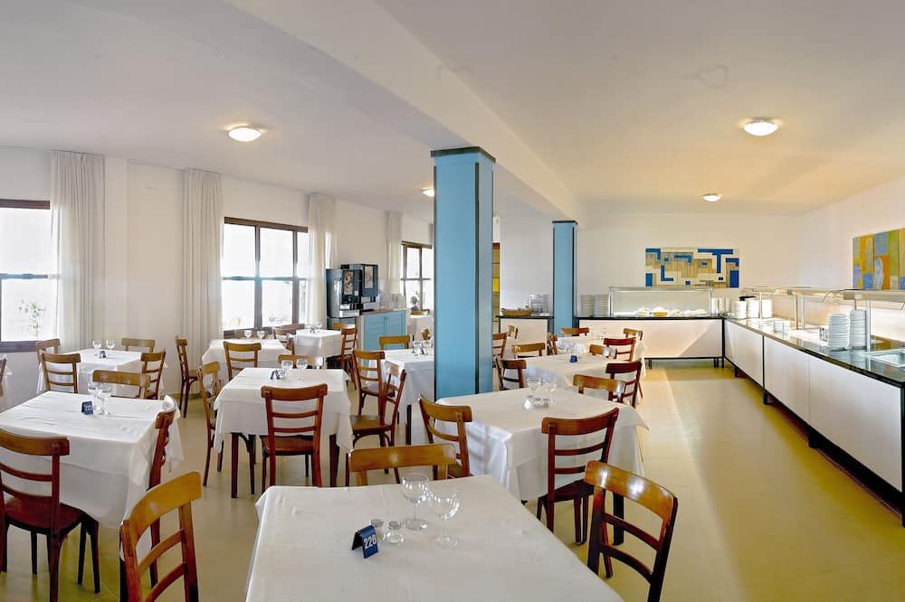 מסעדה תמונה