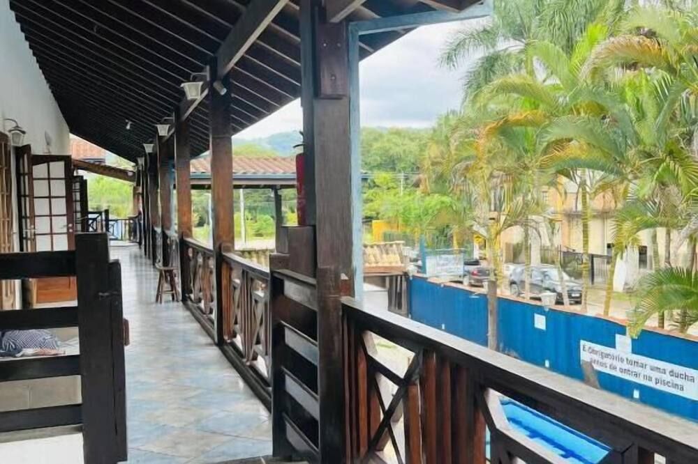 מרפסת תמונה