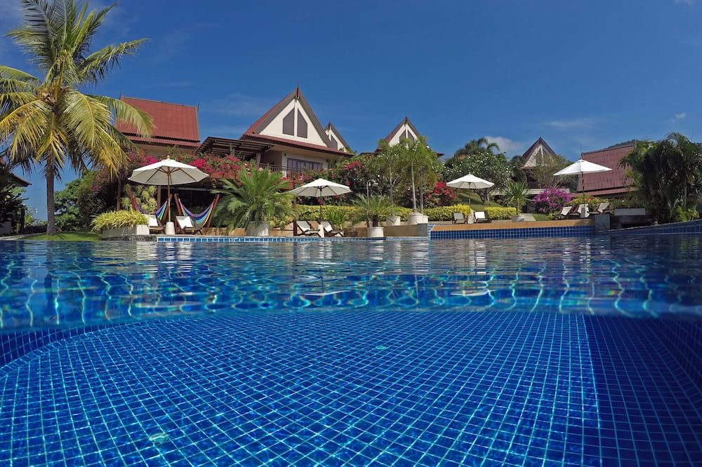 בריכה תמונה