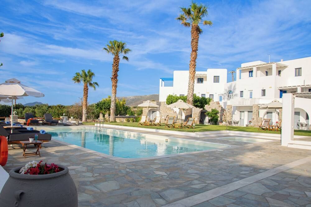 בריכה תמונה