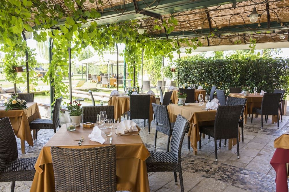 מסעדה תמונה