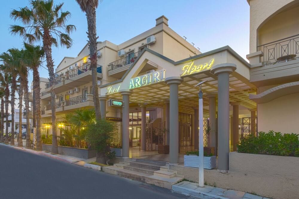 בניין
