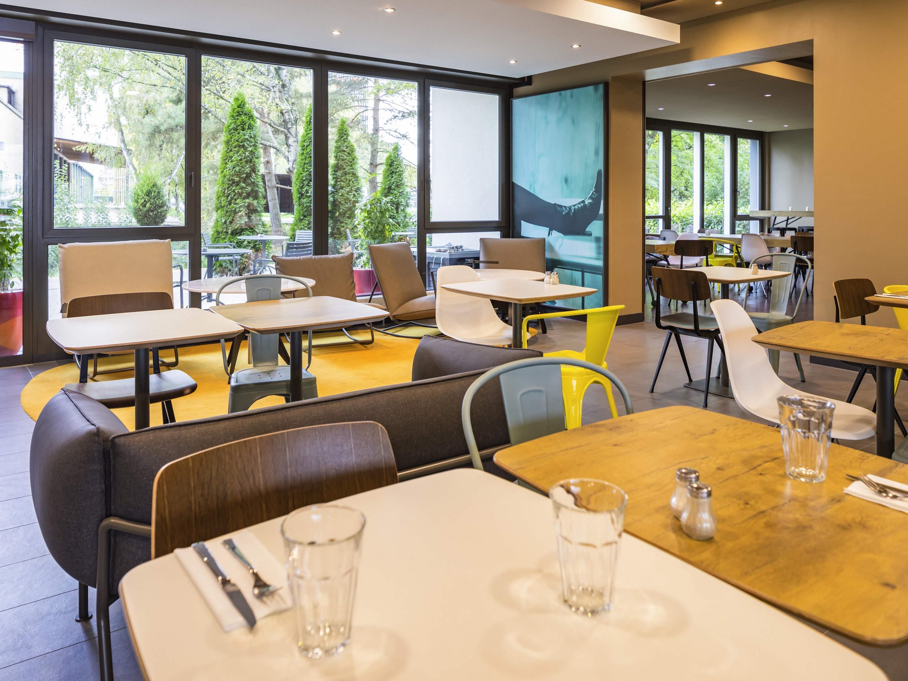 מסעדה תמונה