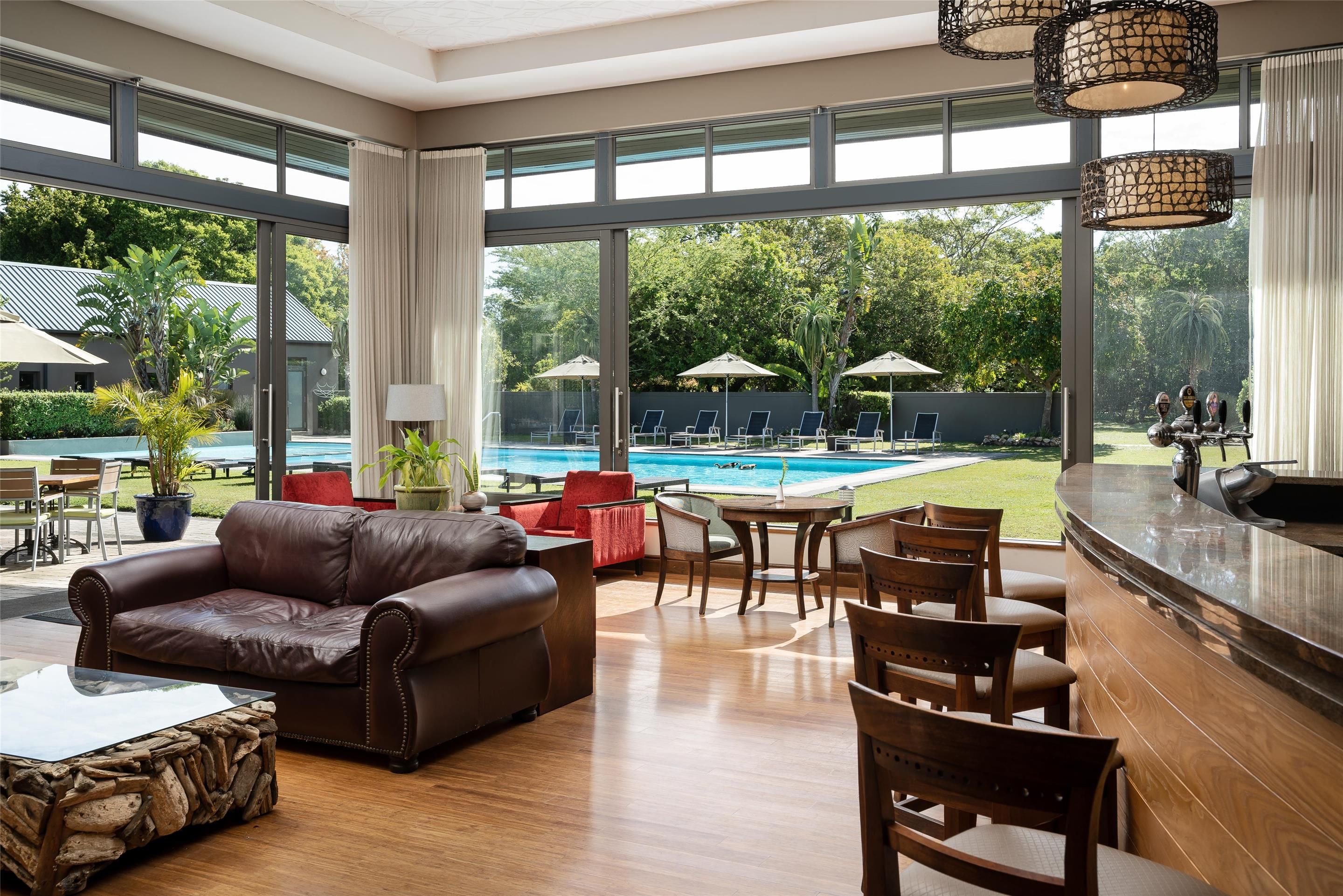 מסעדה תמונה