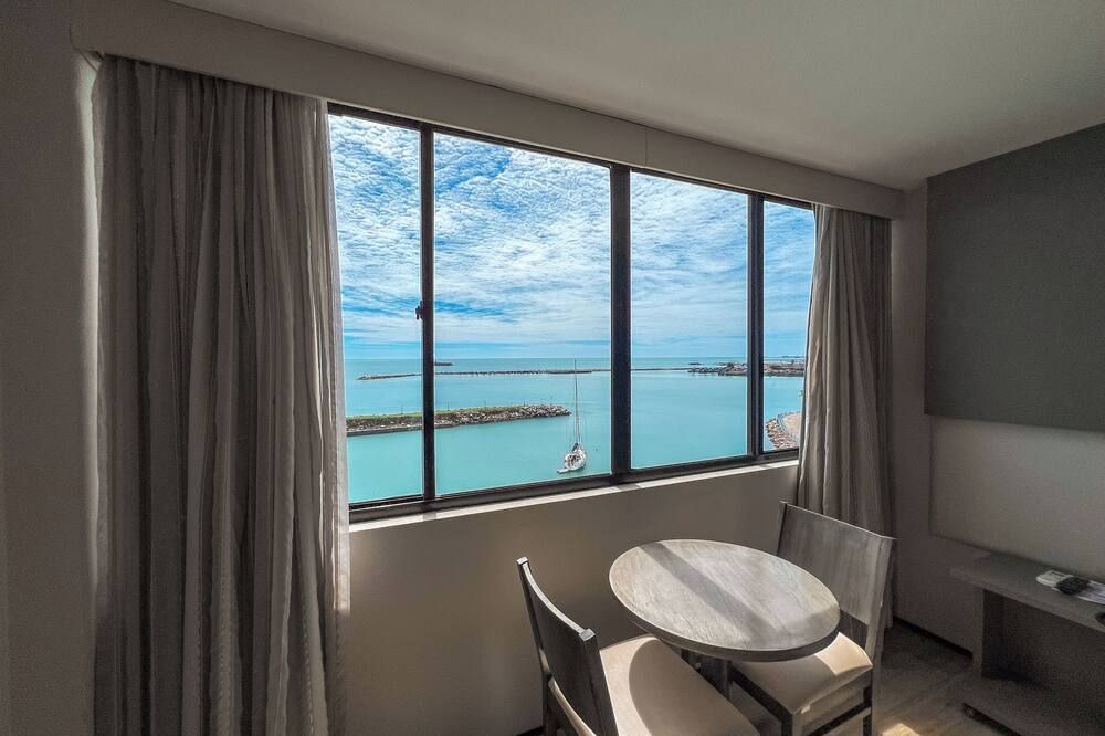 חדר אוכל תמונה