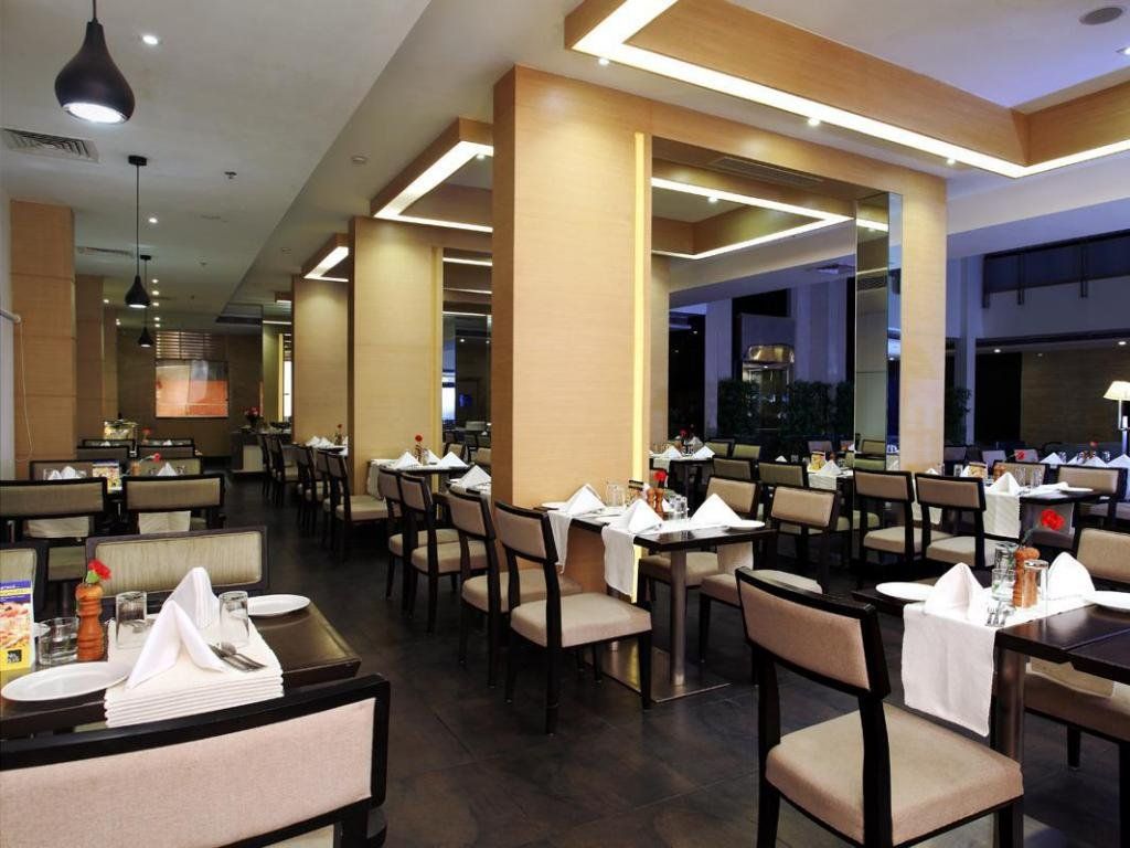 מסעדה תמונה