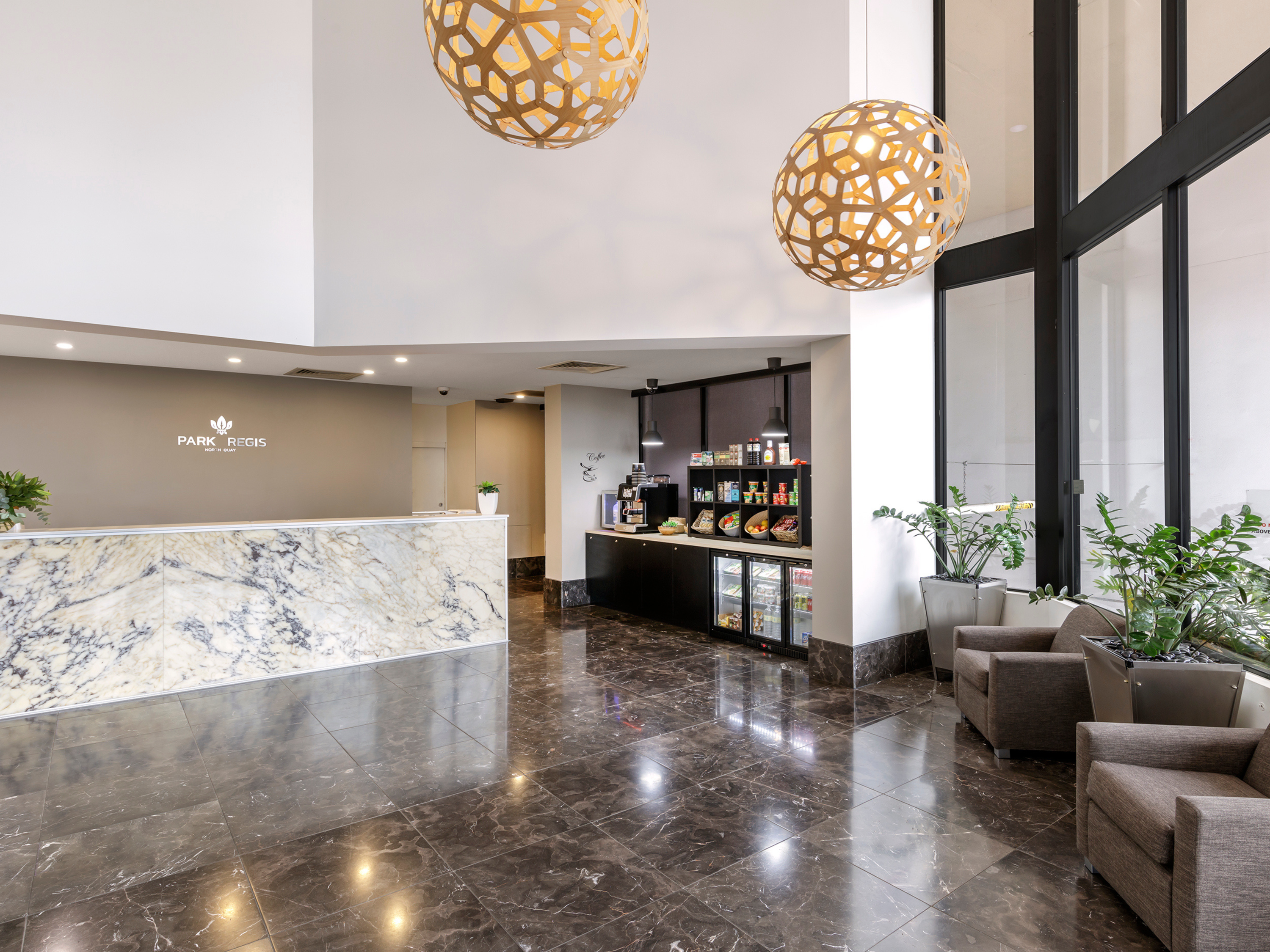 דלפק קבלה תמונה