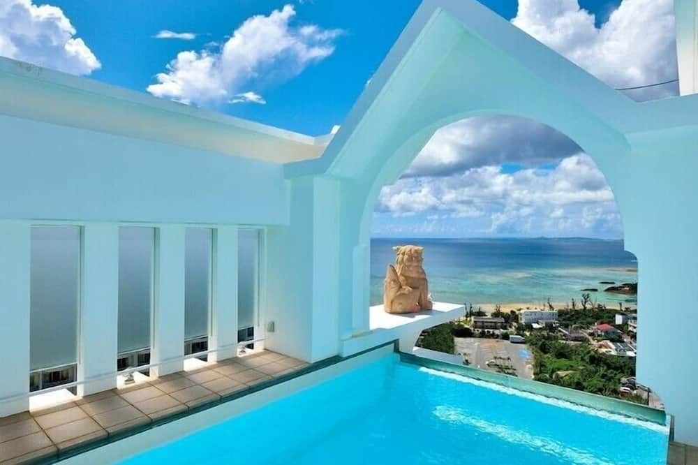 בריכה תמונה