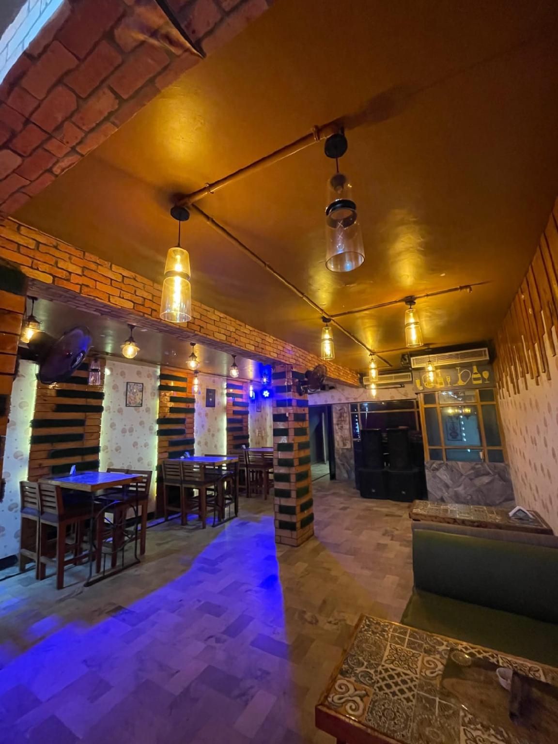 מסעדה תמונה