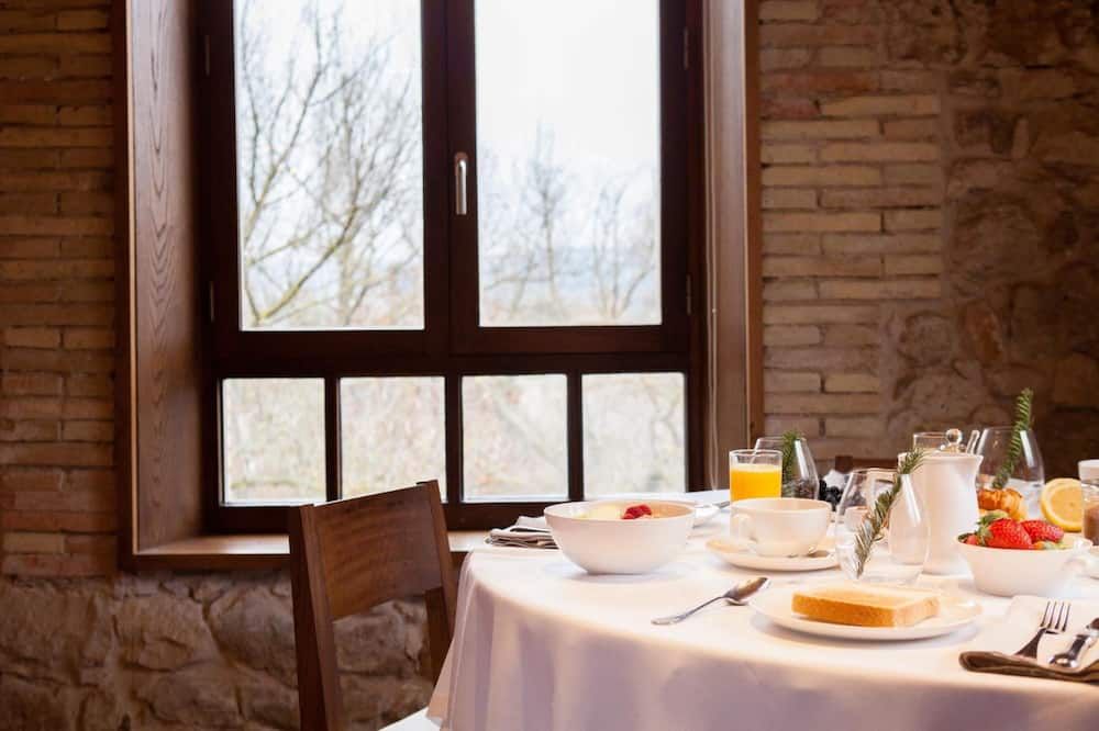 חדר אוכל תמונה