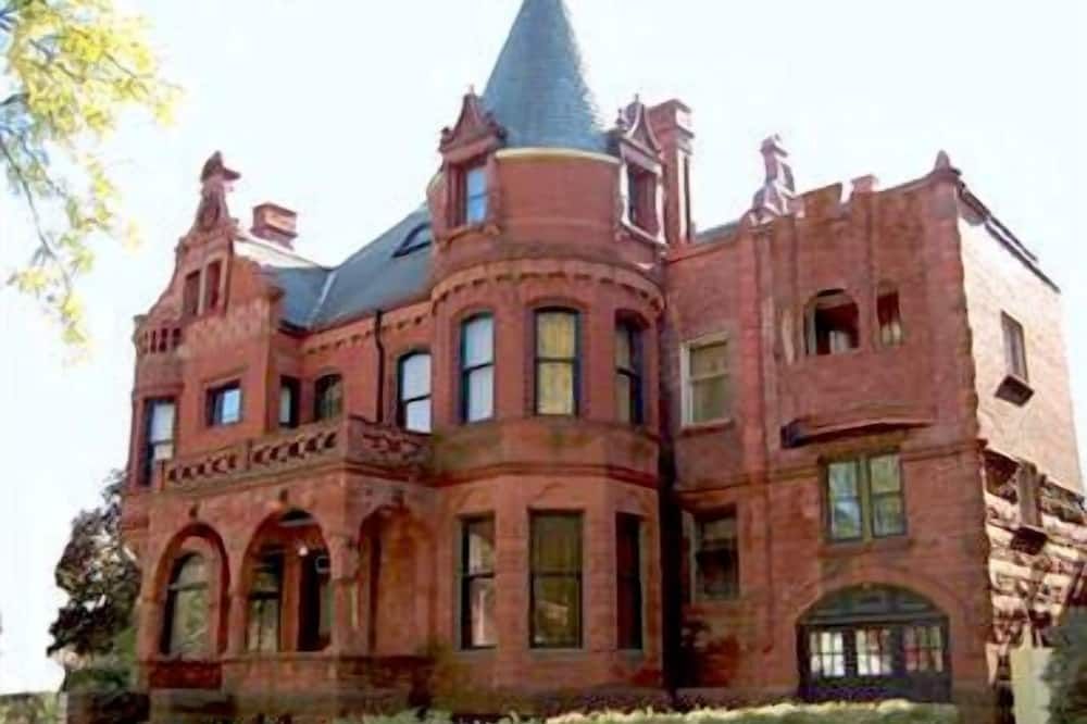 בניין תמונה