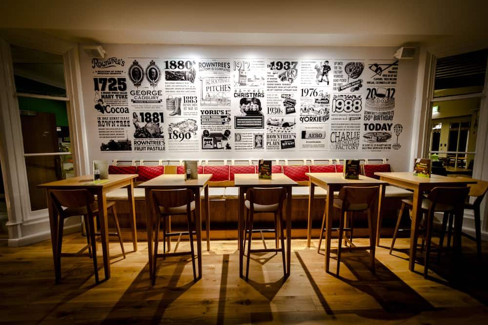 מסעדה תמונה