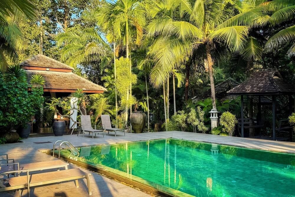 בריכה תמונה