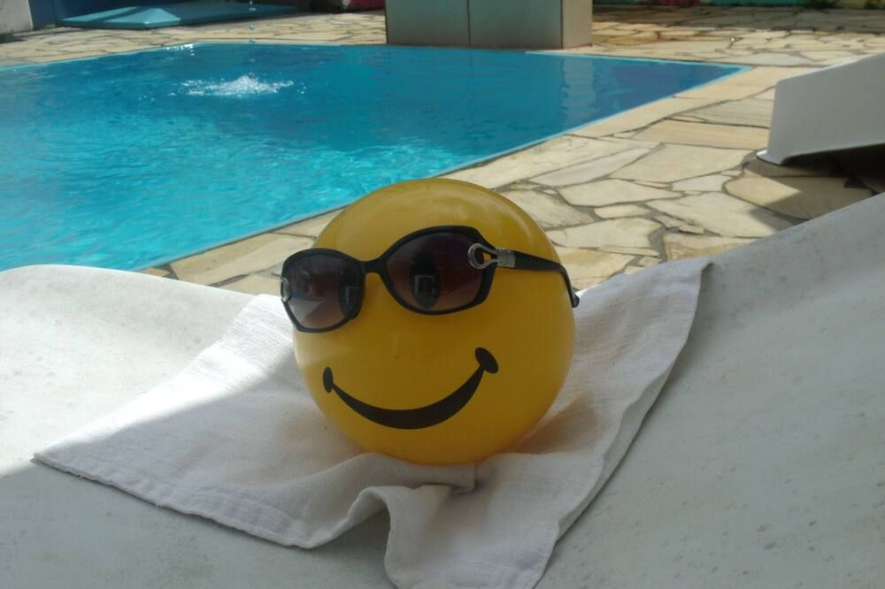 בריכה תמונה