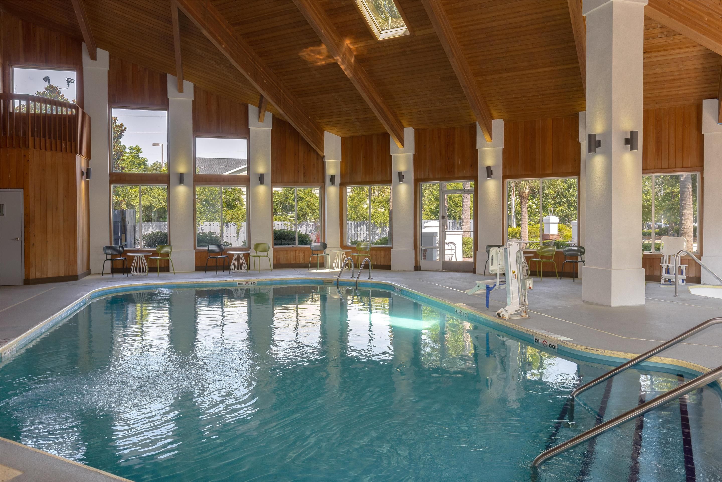 בריכה תמונה