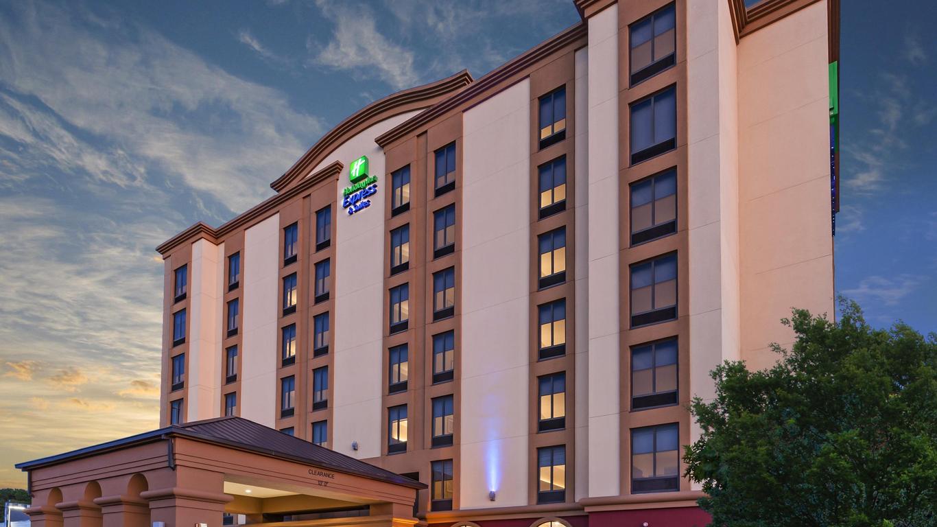 Holiday Inn Express & Suites Houston - Memorial Park Area, An IHG Hotel