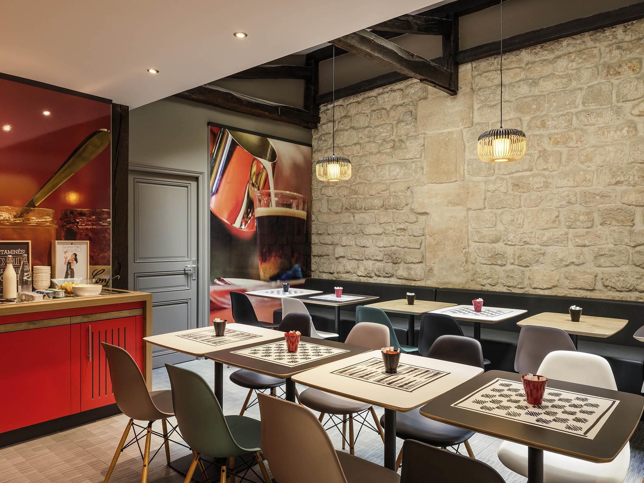 מסעדה תמונה