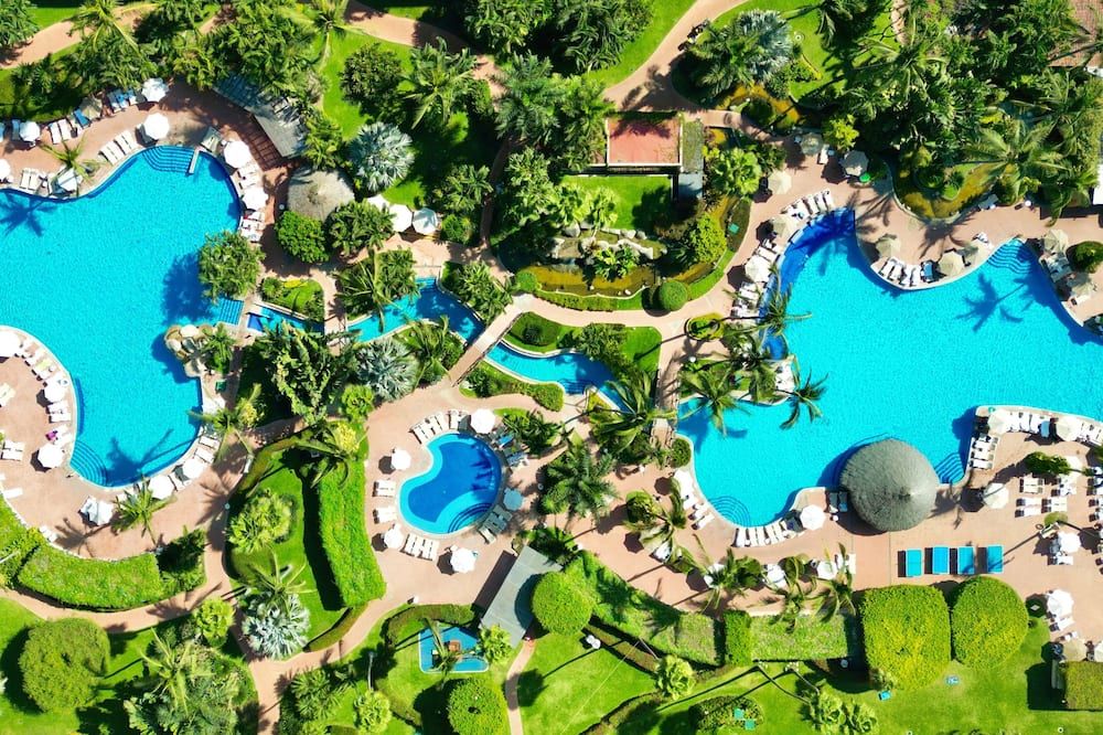 בריכה תמונה