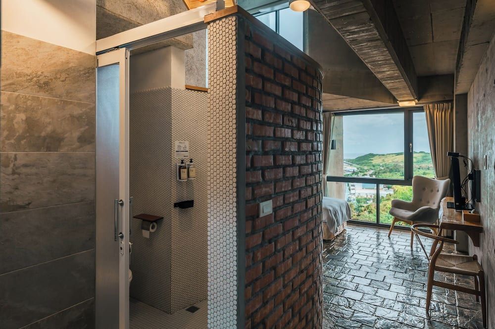 אחר