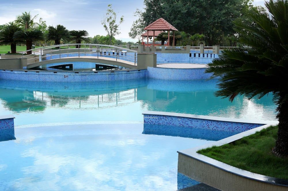 בריכה תמונה