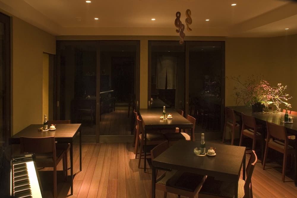 מסעדה תמונה