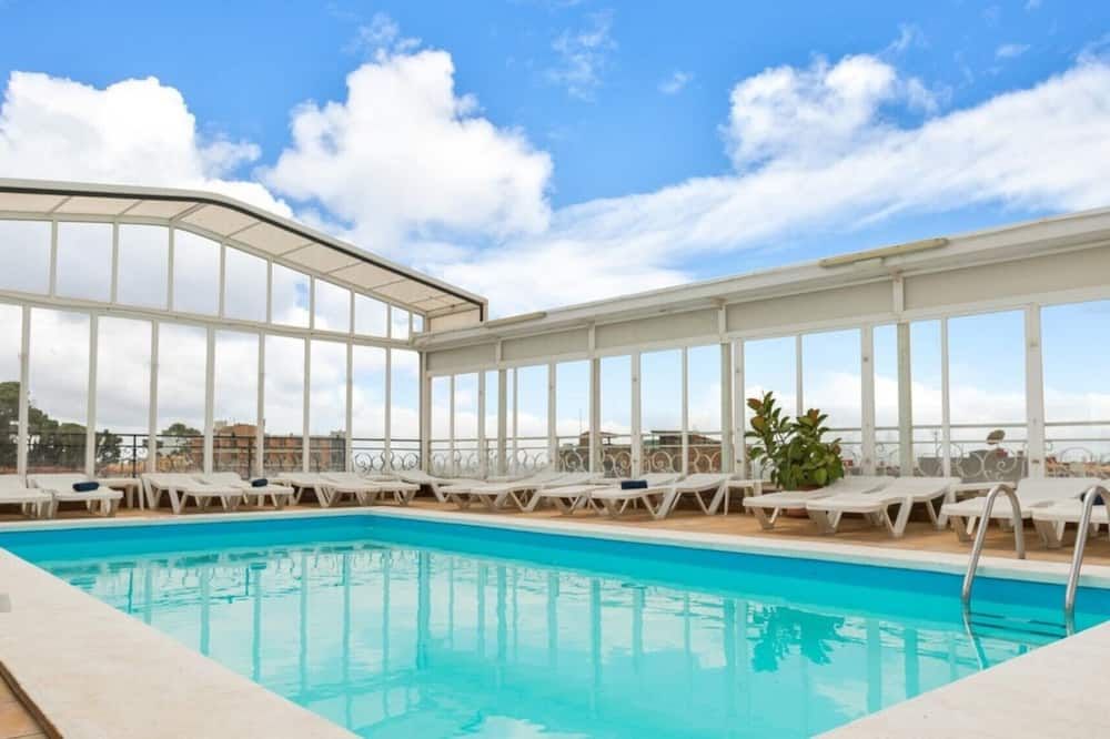 בריכה תמונה