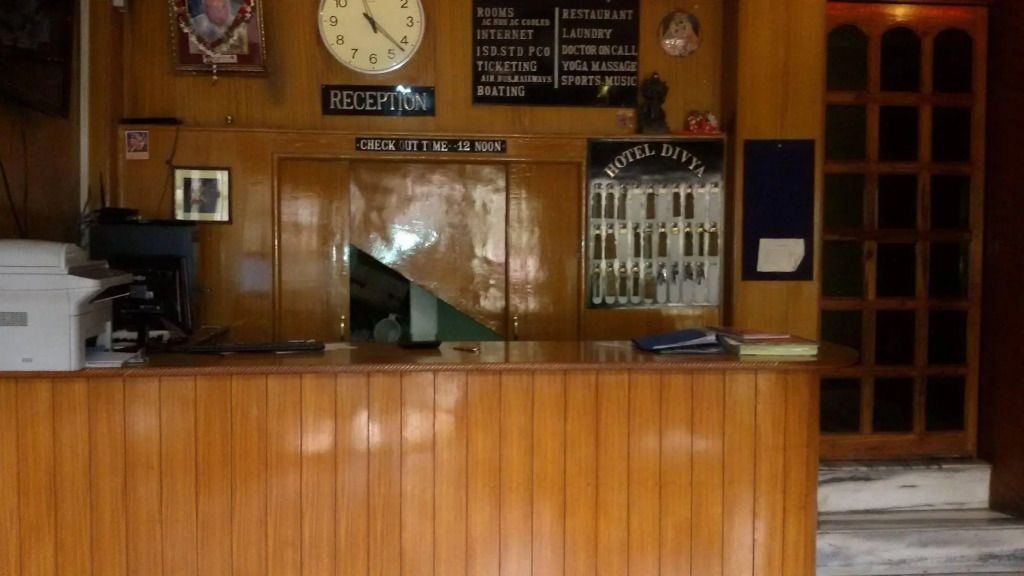 דלפק קבלה תמונה