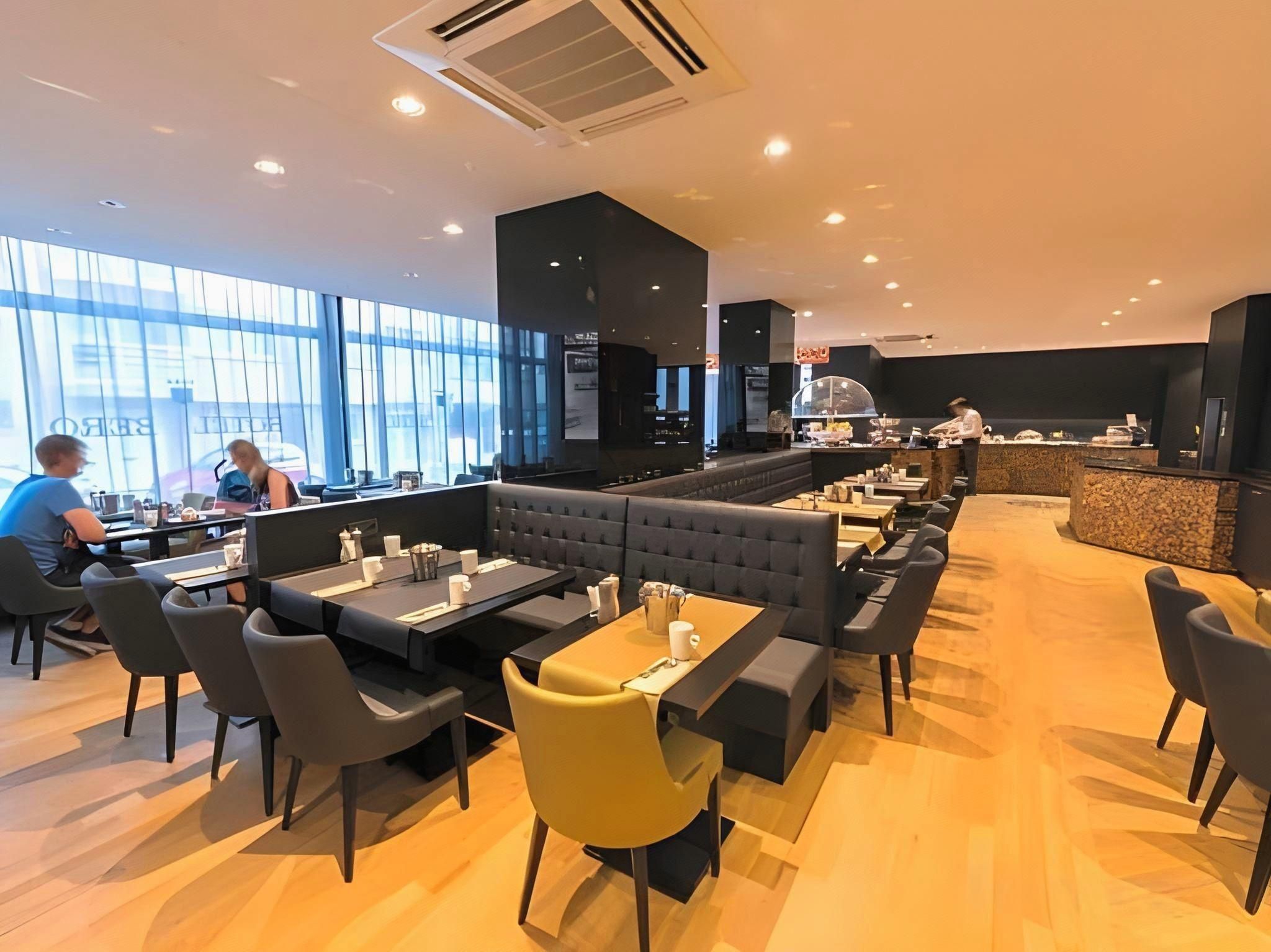 מסעדה תמונה