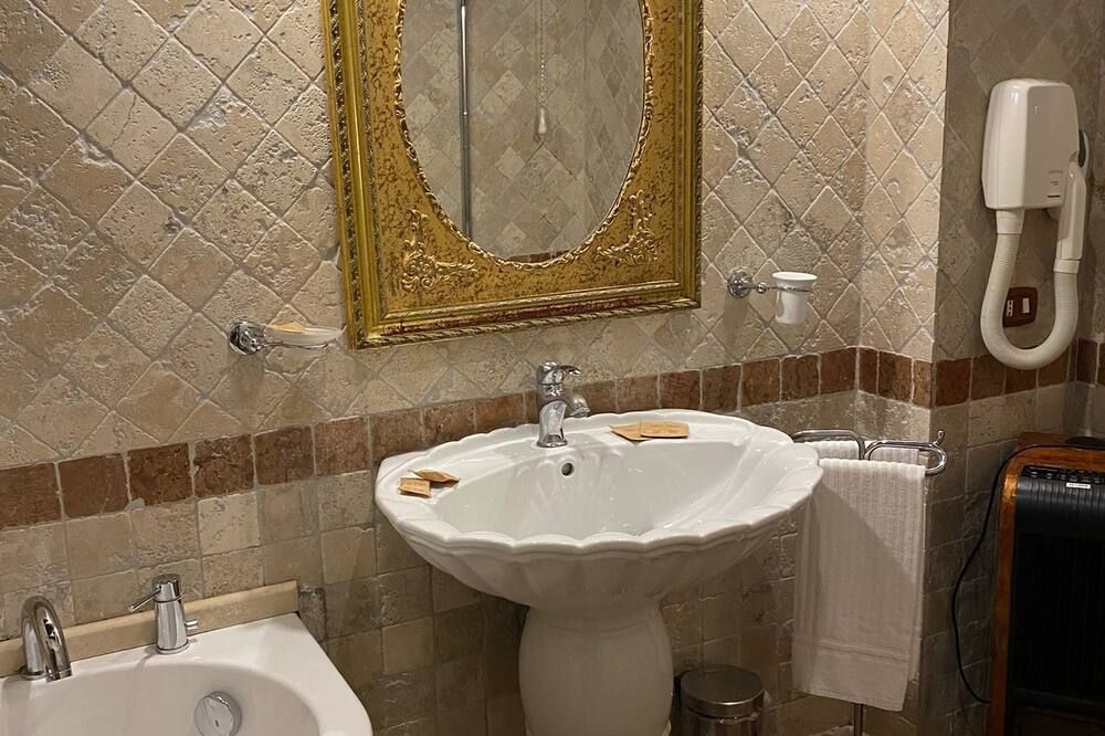 אחר