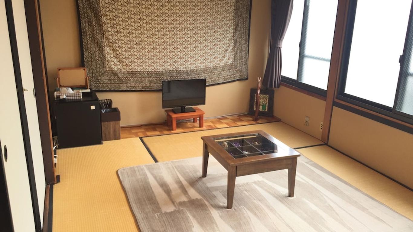Kyoto Guest House Waon