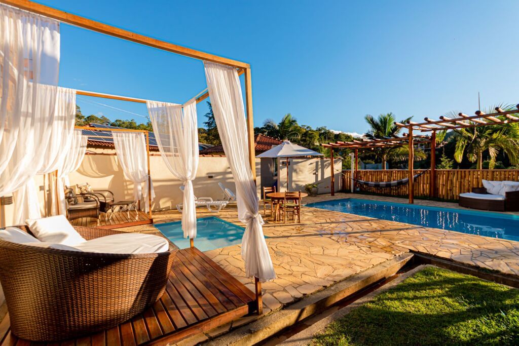 בריכה תמונה