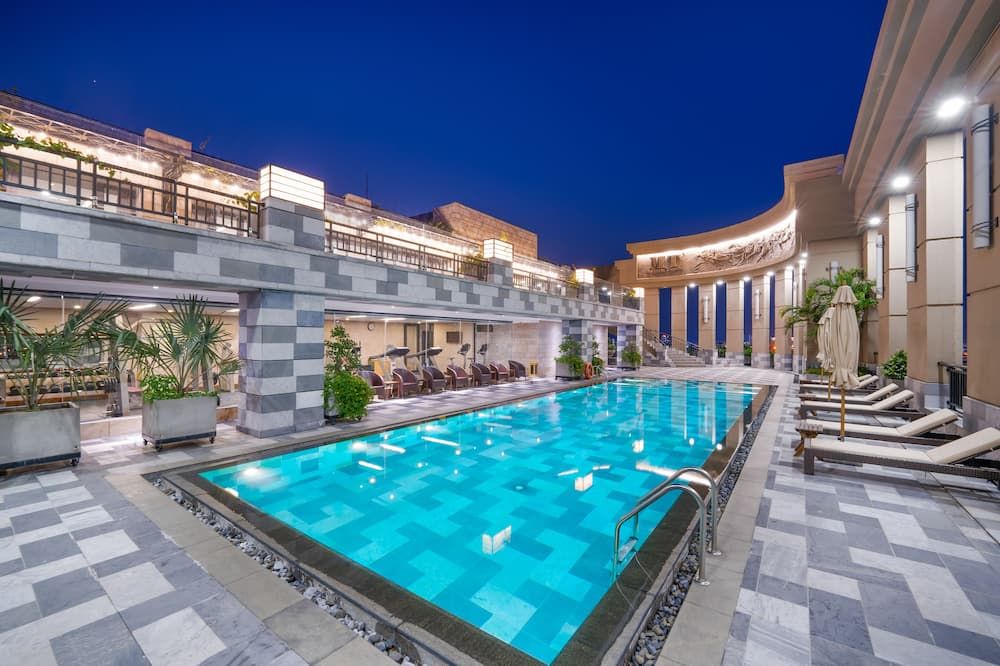 בריכה תמונה