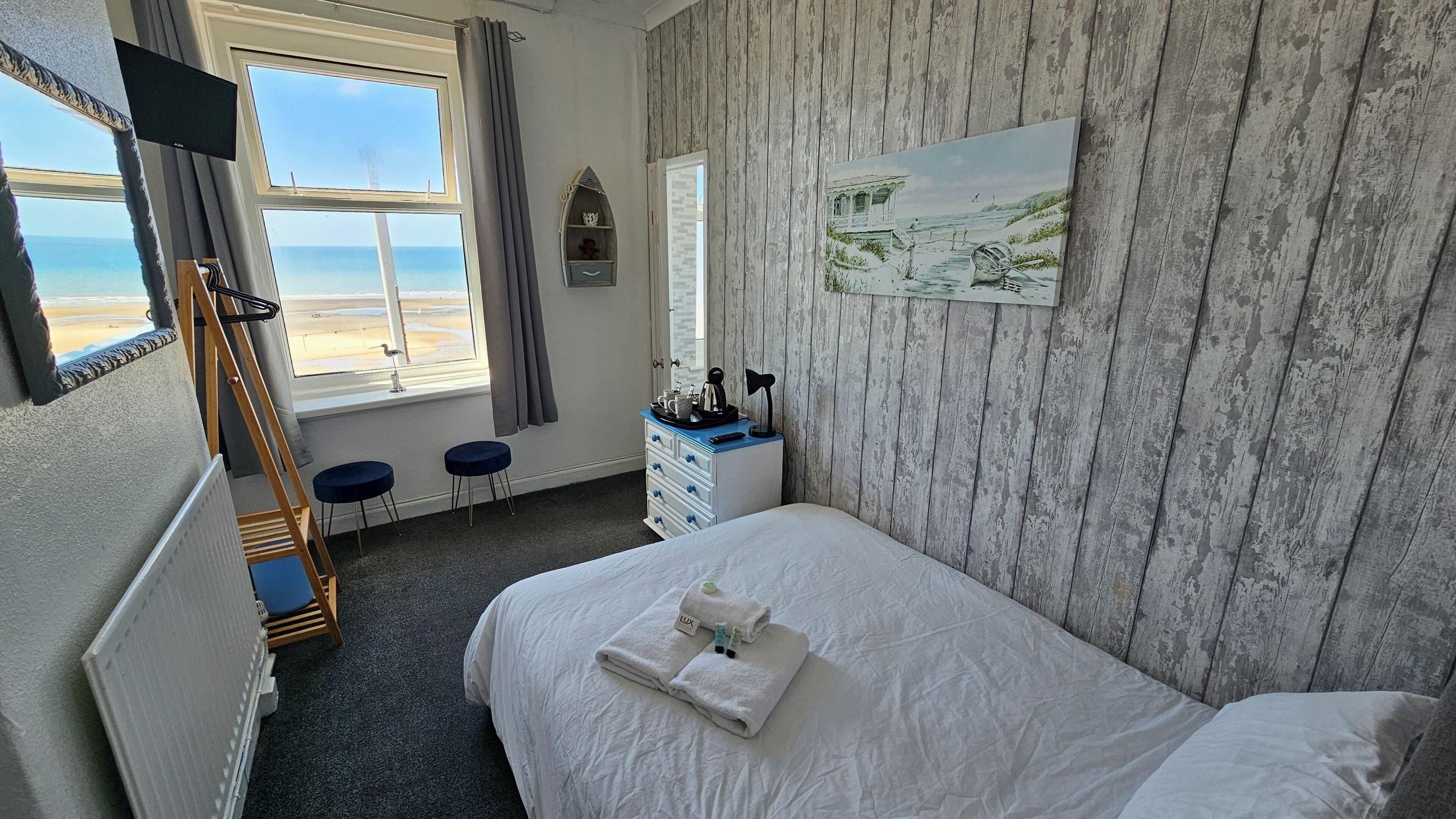 אחר