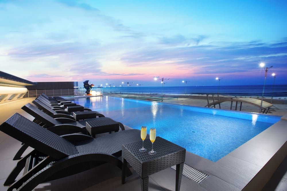 בריכה תמונה